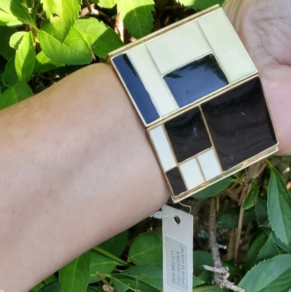 Amrita Singh deco bracelet‎ NWT - Picture 3 of 4